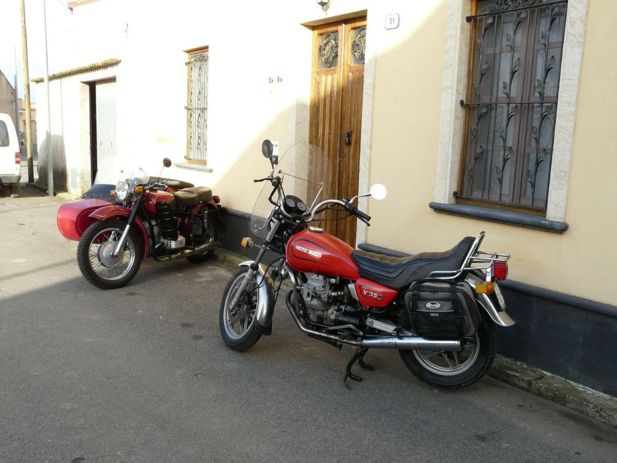 B&B Nurachi Exterior photo