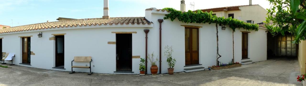 B&B Nurachi Exterior photo